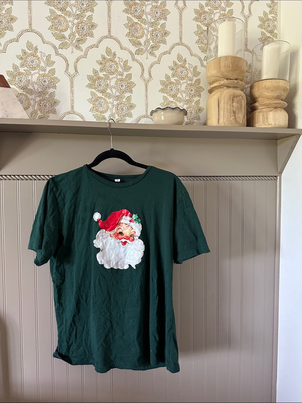 Women’s Green Santa Graphic Tee